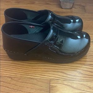 Sanita Black Sparkle Patent Slip-on Danish Clog 40